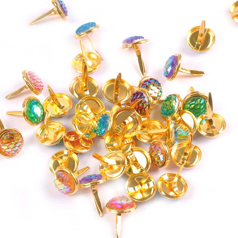 13x13mm 20 Pz Mix Squama Patte - Embellishments For Scrapbooking recensione e prezzo