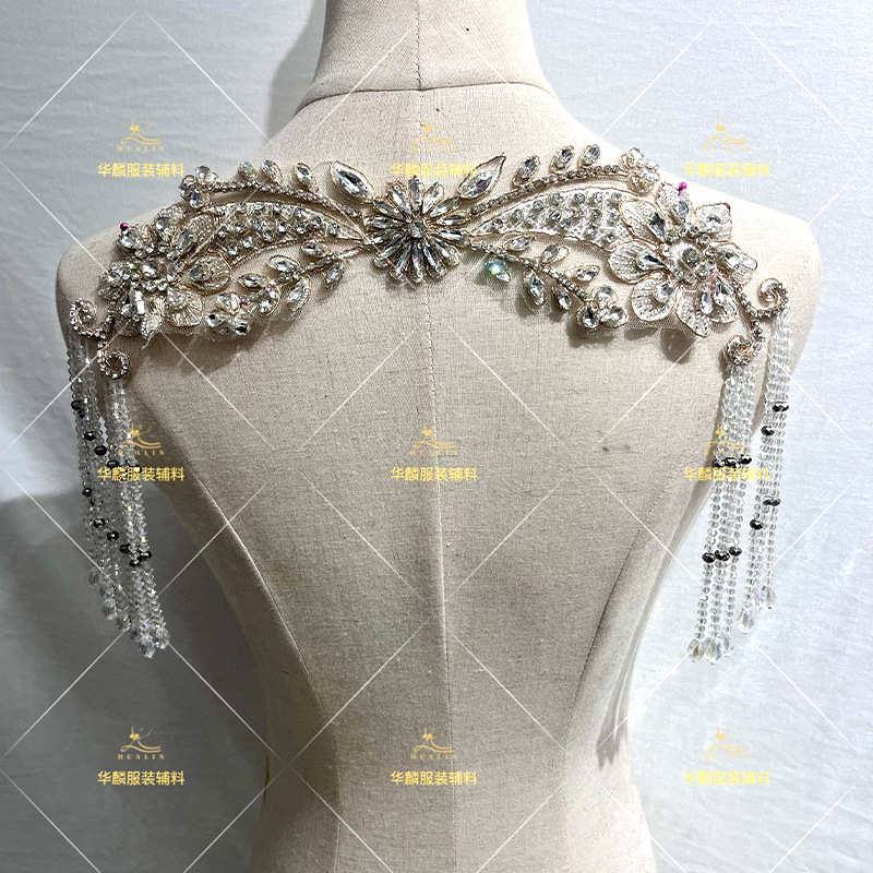 Finiture con frange con perlin - Beaded Trim Fringe recensione e prezzo