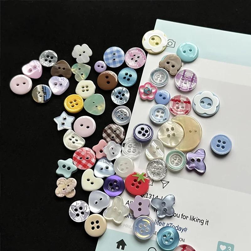 10 Pezzi di Bottoni Decorativi - Embellishments For Scrapbooking recensione e prezzo