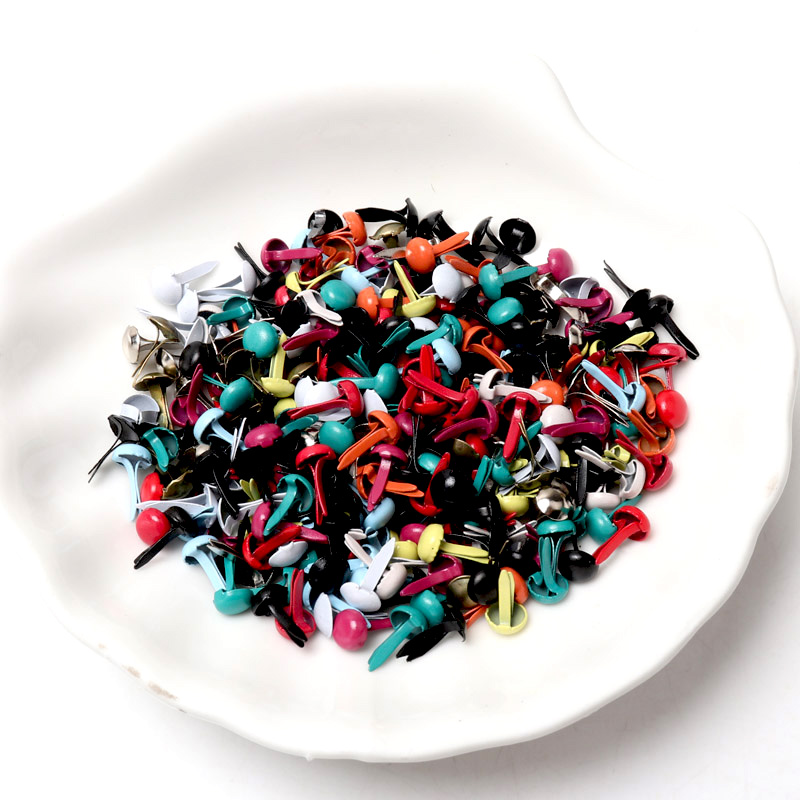 Brads Rotondi Misti Pastello p - Embellishments For Scrapbooking recensione e prezzo