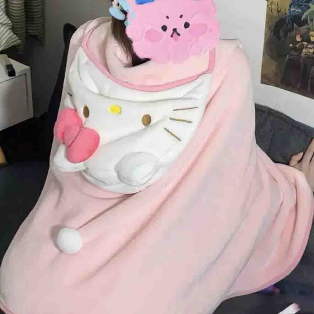 Simpatico Mantello Hello Kitty - Embellish Knit recensione e prezzo